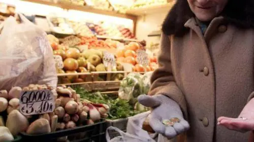 Istat: un quarto degli italiani a rischio povertà
