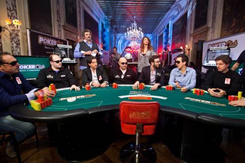 Il final table de "La Notte del Poker Club":  Lepore comanda i 5 giocatori rimasti