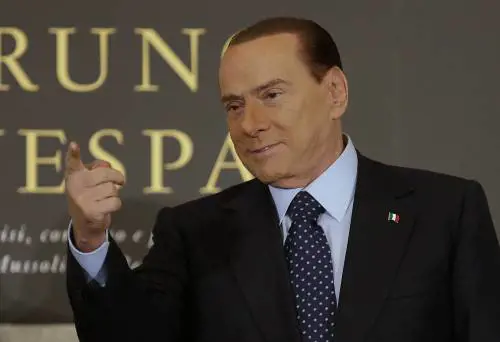 Il Cavaliere Silvio Berlsuconi alla presentazione del libro di Bruno Vespa
