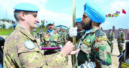 L'India arresta i marò e noi la premiamo