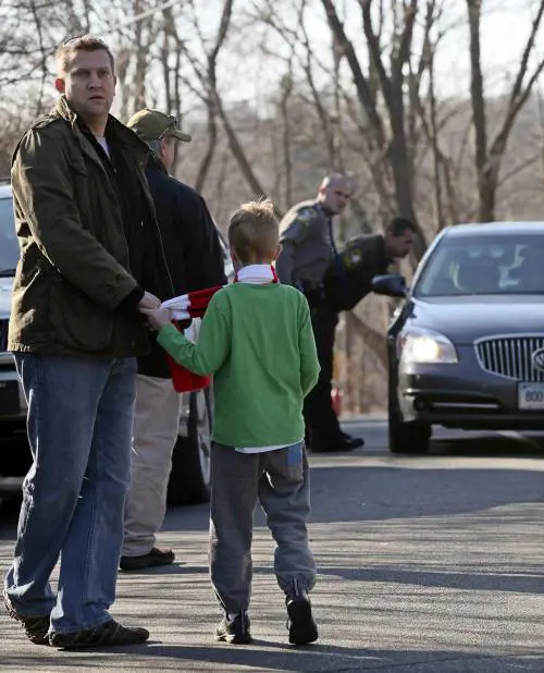 Strage in Connecticut, questa è la vera fine del mondo