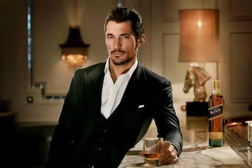 Da D&G al whisky, David Gandy diventa il testimonial di Jhonnie Walker