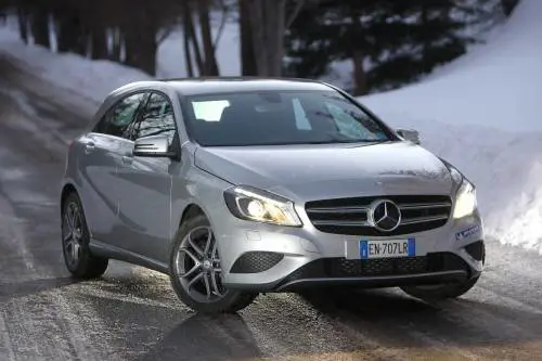 La nuova Mercedes Classe A equipaggiata con i Michelin PA4
