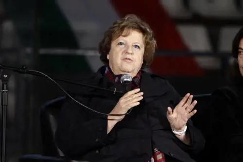 Carceri, Cancellieri: "Indegne di uno stato civile"