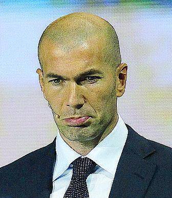 Mou non ne può più. Il Real pensa a Zidane