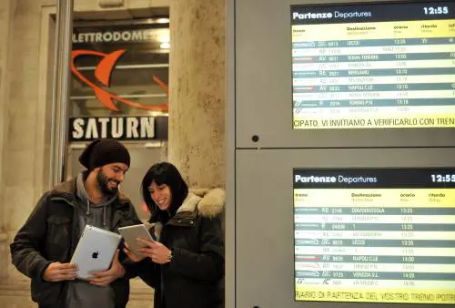 Saturn, l'elettrodomestico va in stazione