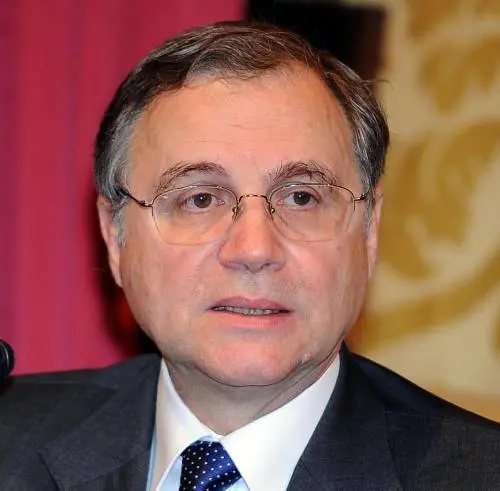 Banca d'Italia: "Chiediamo di poter rimuovere i manager"