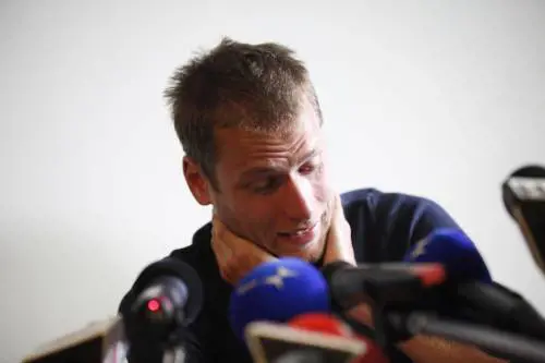 Alex Schwazer durante una conferenza stampa a Bolzano