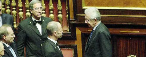 Tanti auto-elogi poche risposte