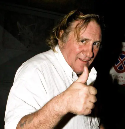 Depardieu batte Hollande E la gauche medita vendetta
