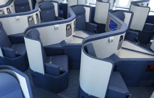 L'ultima sfida ad alta quota è il letto per dormire in volo il fenomeno