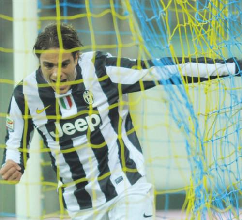 Matri salva la Juventus e l'arbitro combina guai