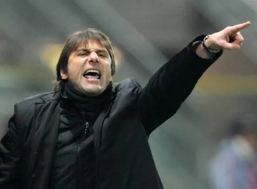 Dopo le proteste di Conte due turni di squalifica per il tecnico bianconero