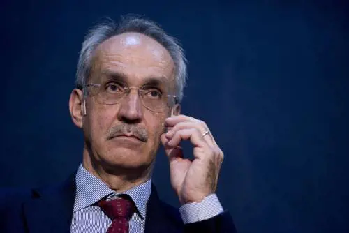 Ichino: "Il Pd si allei con Monti. Io lo farò"