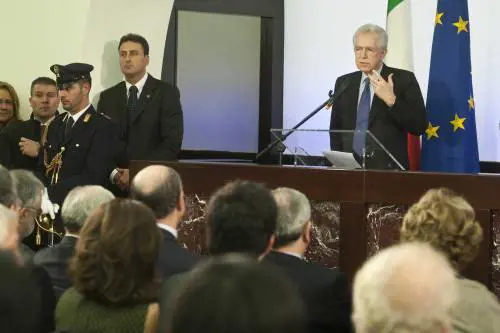 Il premier Mario Monti alla conferenza di fine anno
