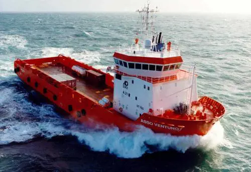 Nigeria, i pirati rapiscono tre italiani