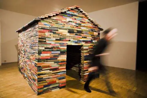 La celebrata detrazione sull'acquisto di libri? Vale meno di un euro