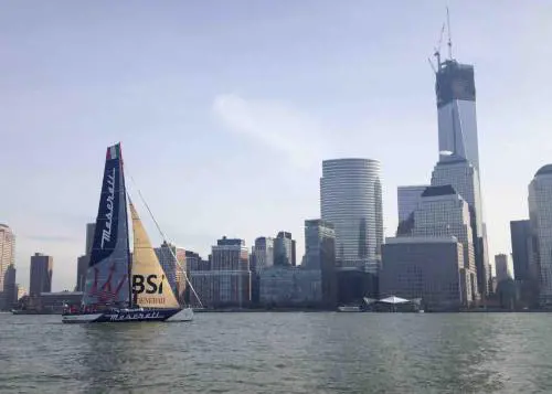 Soldini telefona: «Bagnati ma felici»