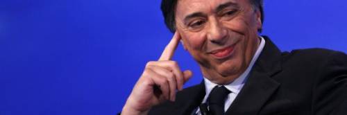 Riforma Rai, Carlo Freccero attacca: "Ad nominato dal governo? Una follia autoritaria di Renzi"