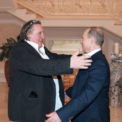 Depardieu riceve il passaporto russo