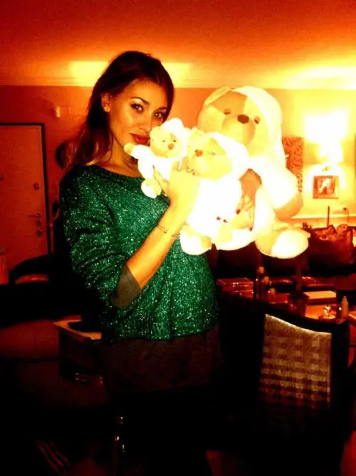 Belen Rodriguez, un pancione molto social