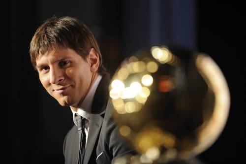 Messi nella storia: a lui il Pallone d'oro per la quarta volta di fila