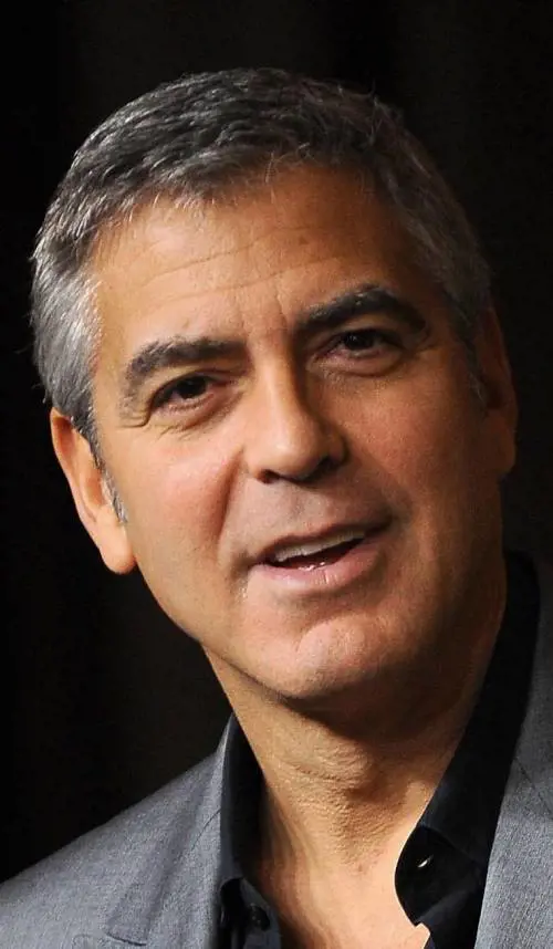 Clooney: «Il lifting? Non vi dico dove»L'attore scherza ma non troppo