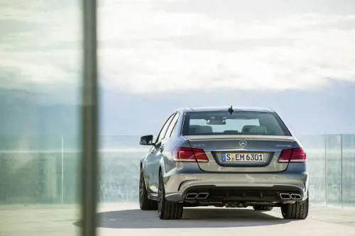 Mercedes E 63 AMG
