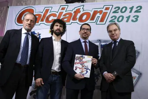 Allegra, il ct delle figurine: «Le bustine? Sono le uniche che dribblano la crisi»