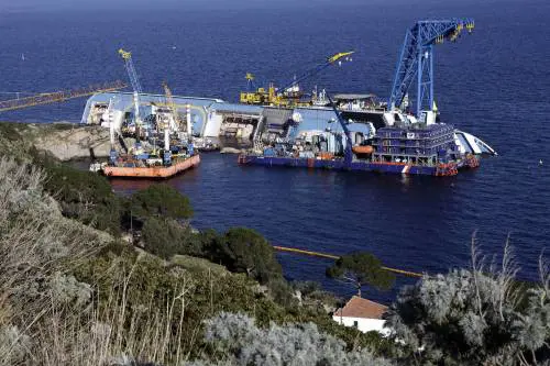 Il relitto della Costa Concordia