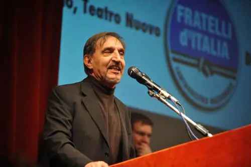 Gli ex An verso un nuovo partito? Matteoli smentisce