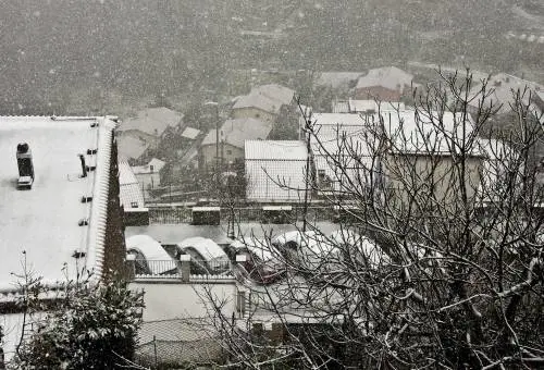 Maltempo, arriva la neve al Nord e sull'Appennino