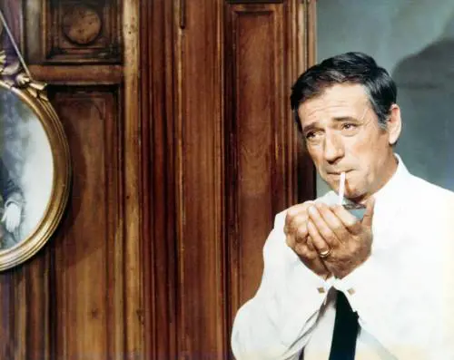 Montand, il vero maschio che seduce con l'angoscia