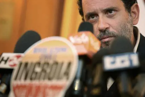 Antonio Ingroia durante la presentazione dei candidati della lista Rivoluzione Civile