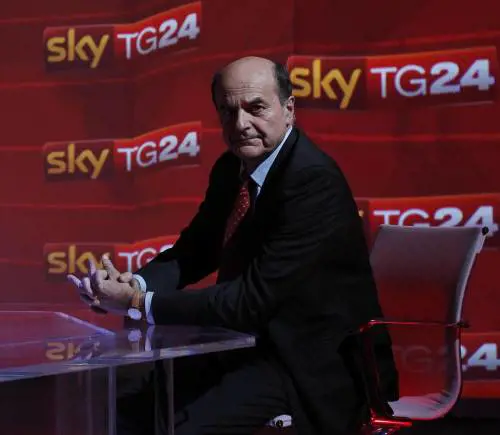 Il Pd a picco baratta il Senato con Casini