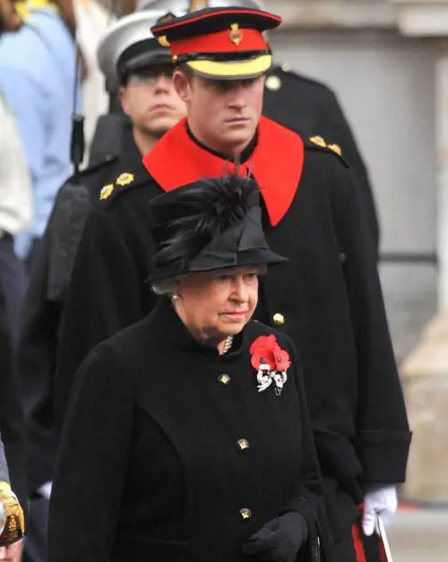Harry fa il principe guerriero: «Ho sparato e ucciso talebani» DAGLI SCANDALI ALLE BATTAGLIE