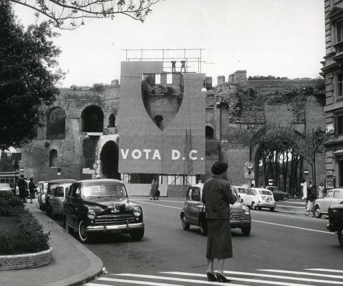 Un amaro romanzo partorito nel ventre della Balena bianca