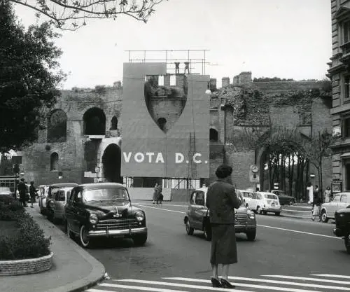 Un amaro romanzo partorito nel ventre della Balena bianca