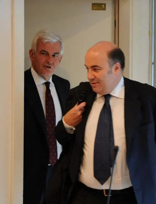 Il presidente di Mps Alessandro Profumo e l'ad Fabrizio Viola
