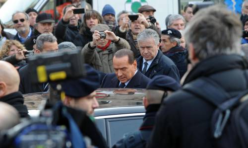 Fascismo, Berlusconi chiude la polemica: "Sono da sempre contro le dittature"