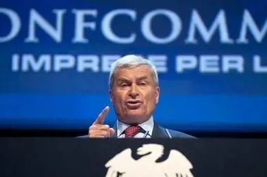 "Sull'aumento dell'Iva niente guerre di parte È a rischio la ripresa"