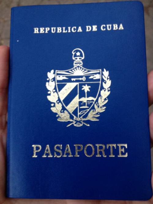 Cuba, passaporto riconsegnato a Yoani Sanchez