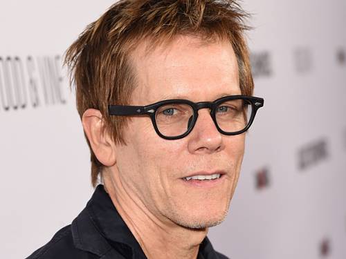 Kevin Bacon, ritocchino o trucco di scena?