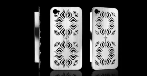 Un iPhone di Swarovski per San Valentino