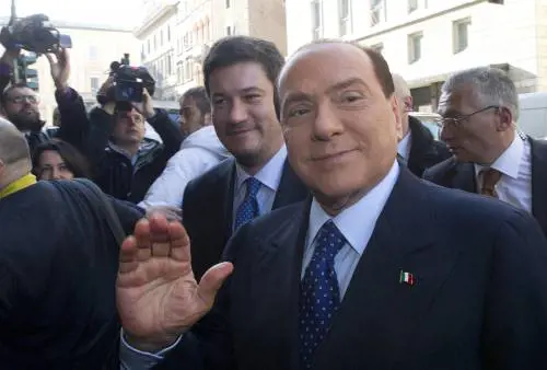 Berlusconi mette in guardia: "Vincere braccio di ferro con Germania o fine Eurozona"
