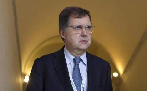 La Consob convoca i vertici Saipem Il titolo tenta la ripresa