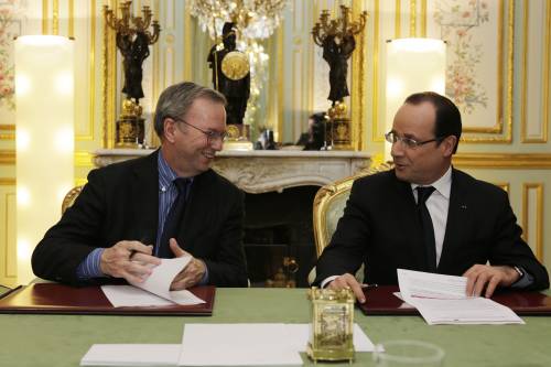 II presidente francese Francois Hollande e il numero uno di Google Eric Schmidt
