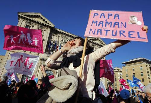 Matrimoni gay? Sacrosanti, ma peggio per loro