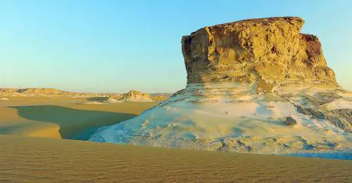 Tra tesori di gesso, roccia e oro Il Sahara è uno scrigno di magie