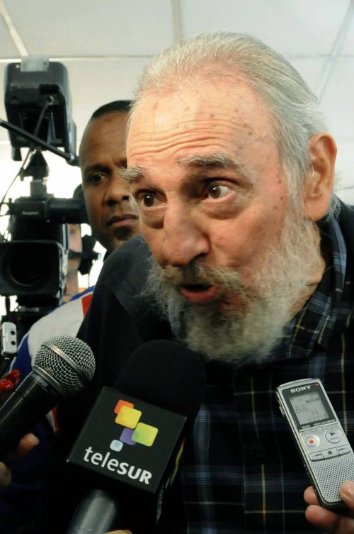 Fidel Castro torna in pubblico all'Avana